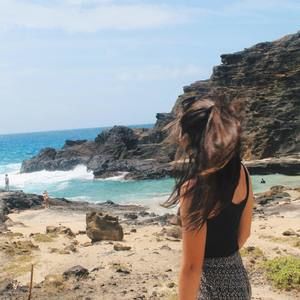 Meet your Posher, Marissa